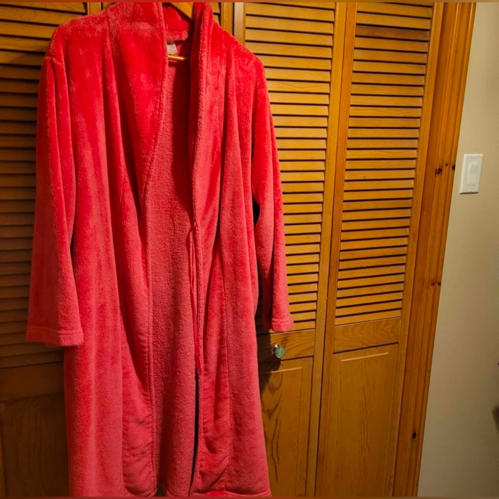Cozy Pink Plush Robe with Shawl Collar